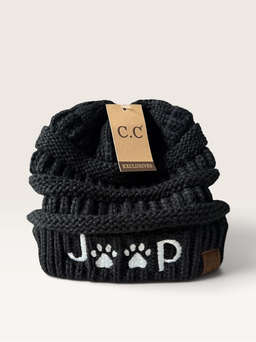 NWT C.C. “JEEP” Paw Print Beanie